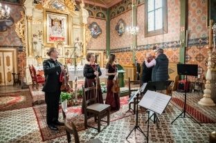 Edukacyjny koncert Contra-Bass-Quartett w Mtkowie