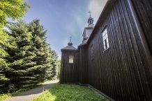 Die Hilfskirche St. Johannes des Tufers und der Gottesmutter mit dem Skapulier in Krakau-Krzesawice